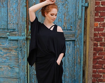 Black Tunic Women, Off Shoulder Tunic, Plus Size Clothing, Long Tunic, Black Extravagant Tunic, Minimalist Tunic, Oversize Tunic, Spring