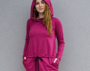 Robe rose à capuche, Robe en coton pour femme, Robe ample, Robe sportive midi, Robe courte, Robe-pull, Vêtements grande taille, Robe avec poches