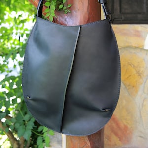 Frauen schwarze Handtasche, schwarze Ledertasche, Laptoptasche, Leder Totes, handgemachte Tasche, Schultertasche, Frauen Crossbody Tasche, Reißverschluss Tote, Everyday