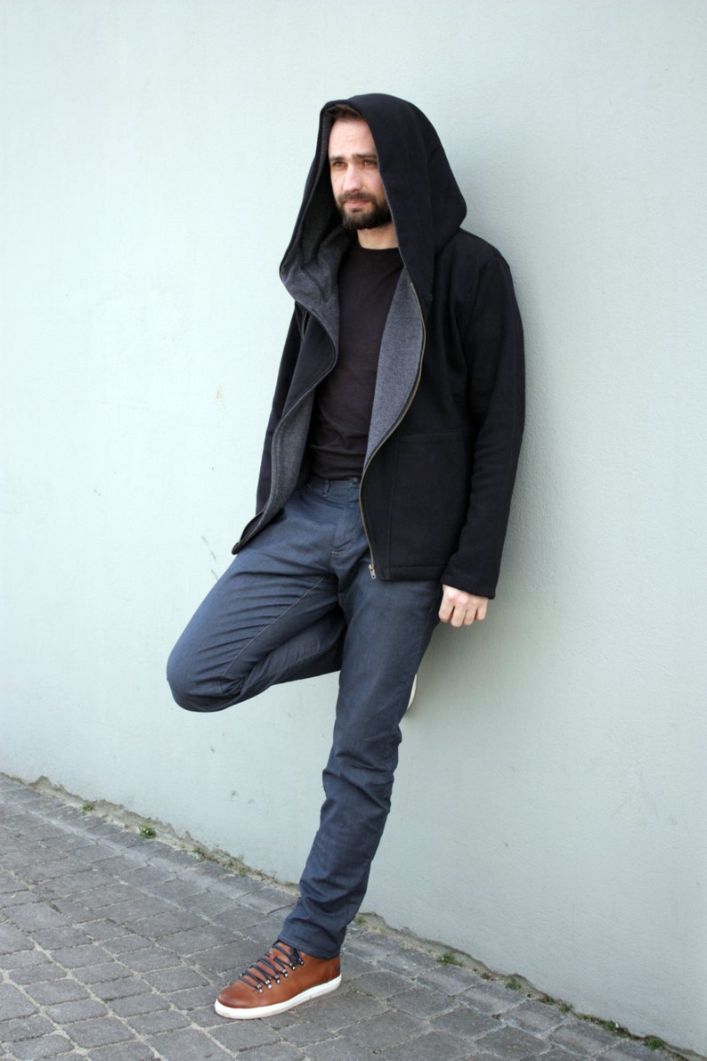 Schwarzer Zauberer-Hoodie, Ninja-Hoodie, spitzer Kapuzen-Hoodie, Cyberpunk-Hoodie, großer Kapuzen-Hoodie, postapokalyptische Kleidung, Emo-Hoodie, große Kapuze Bild 2