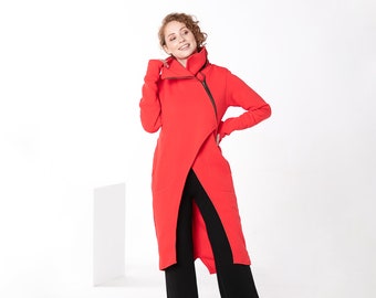 Rode katoenen lange jas, asymmetrische ritssluiting, avant-garde overjas, lentejas, op maat gemaakte kleding