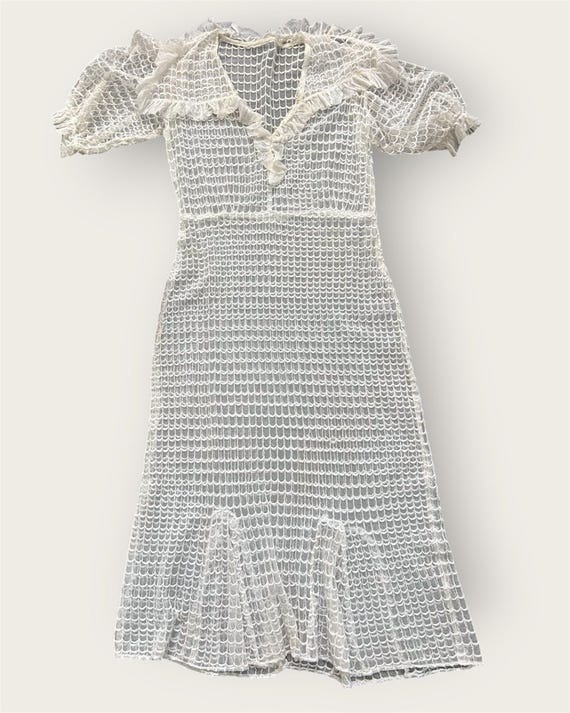 1930s glamours and dreamy ivory sheer dress