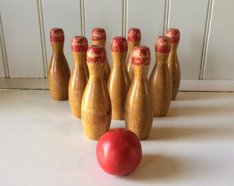 Antique Tabletop Nine Pin/Sporting Antiques/Bowling Collectibles/Bar Skittles/Bowling Games/Collectible Games/Pub Skittles/Bar Skittles/
