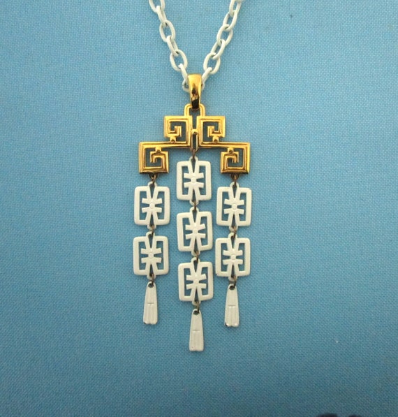 Trifari 1960s White Enamel Dangle Necklace