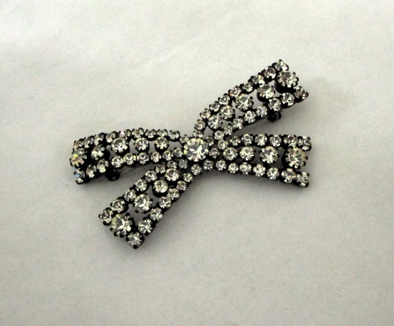 Vintage West German Japanned Crystal Bow Brooch - image 4