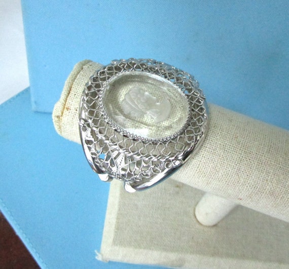 Reverse Carved Glass Intaglio Silver Tone Hinged … - image 5