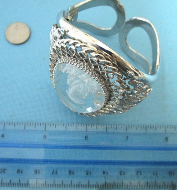 Reverse Carved Glass Intaglio Silver Tone Hinged … - image 8