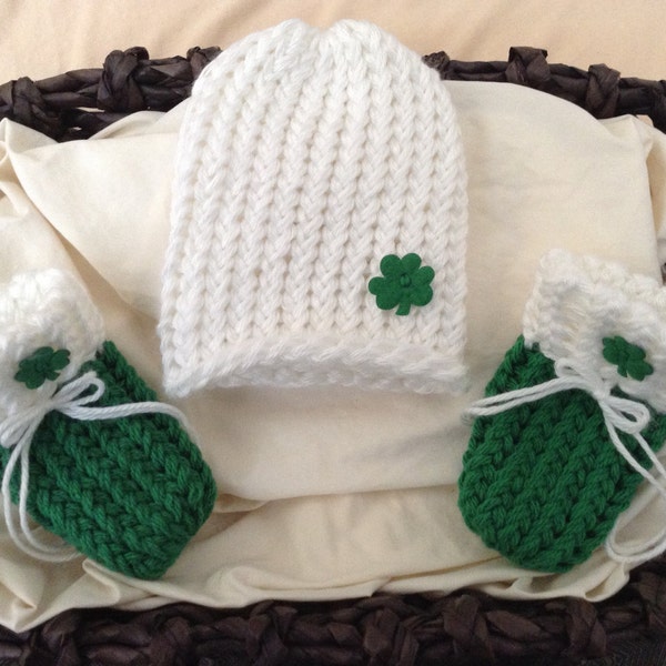 Shamrock newborn baby hat ,St. Patrick newborn beanie hat,baby Irish hat,green & white baby booties,St. Patty baby hat and booties,shamrock