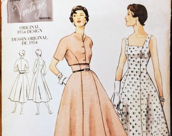 Patron De Couture Vintage Vogue Année 1957 - Modèle De Robe (2318), Référence VOGUE 9060, Neuf