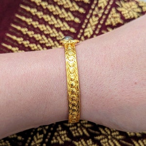 Heliotrope Bracelet Bee Cuff Silver or Gold Plated with 8mm Jewel Your Choice of Color image 8