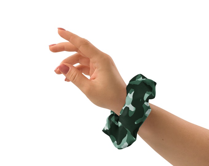 Recycled Scrunchie Camouflage Green