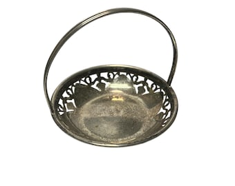 Silver ring dish vintage silver ornate dish punched silver plated silver home decor trinket dish jewelry bowl silver tray/ small candy dish