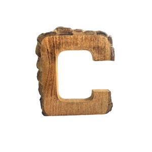 letra C vintage letra C de madera decoración casera de madera hecha a mano decoración vintage para el hogar letra grande C hecha en la India borde en vivo letra C decoración de dormitorio