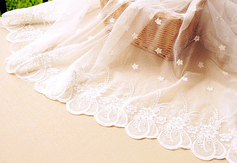 нежное кружево