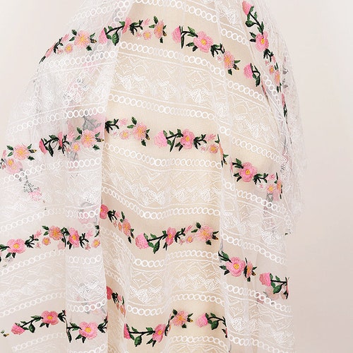 SALE Flower Lace Fabric off White Embroidered Florals Lace Etsy