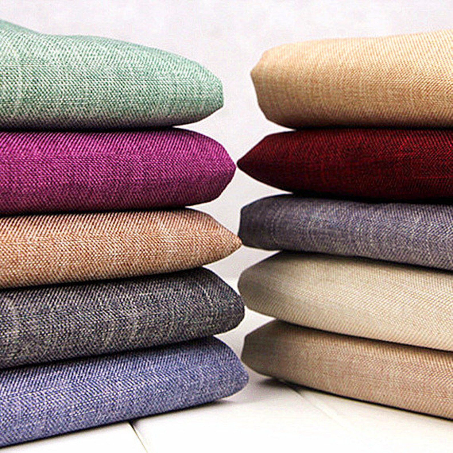 Виды тканей для обивки стен