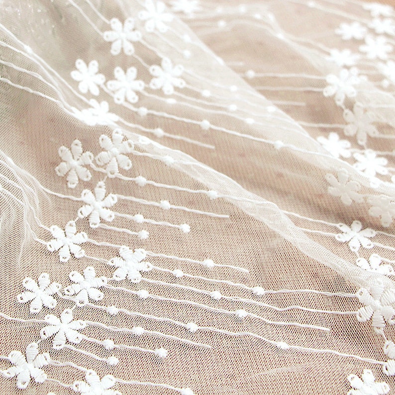 White Lace Fabric Flower Embroidered Lace Wedding Bridal Lace Etsy