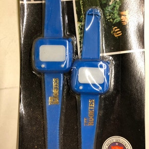 1975 Fleetwood The Rookies Official police wrist radios Vintage Racktoy MOC