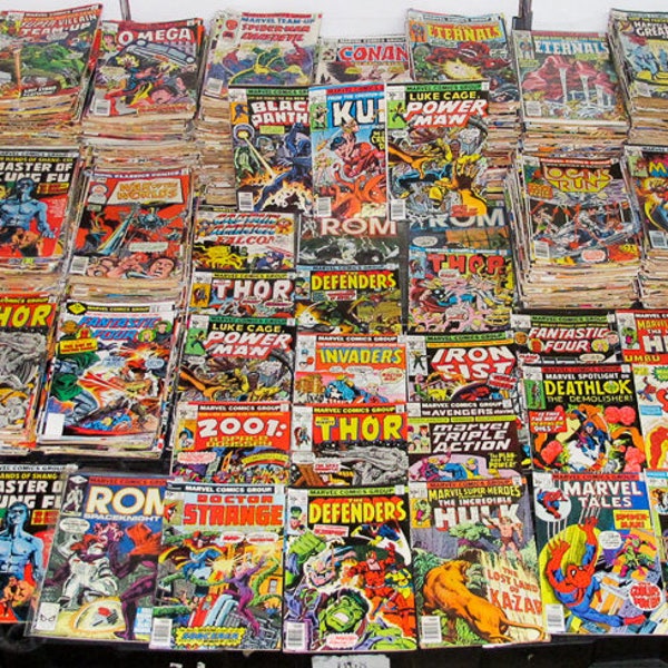 Uncirculated Group lot of 10 original Marvel Bronze Age 35 cent Comics Great shape old stock NM