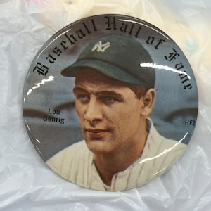 1978 Lou Gehrig Hall of fame pin MT MLB TCMA photo baseball pin