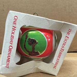 Vintage E.T. the Extra Terrestrial christmas ornament nib 1980s find