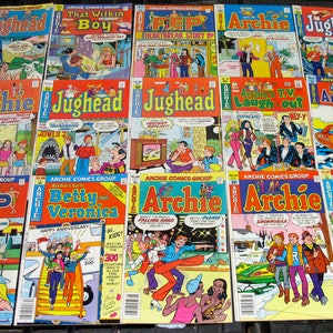 Group lot of 10 original vintage Archie 35 cent Comics Great shape old stock fun 1970S-80S image 2