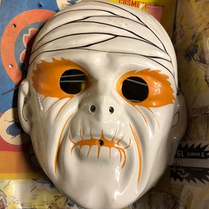 Universal monsters Halloween glow in the dark mask collection the horrible mummy