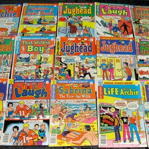 Group lot of 10 original vintage Archie 35 cent Comics Great shape old stock fun 1970S-80S image 3