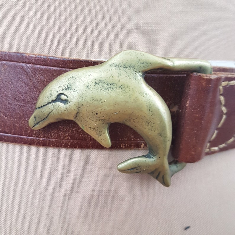 Vintage Solid Brass Dolphin Buckle Brown Leather Belt SZ 32 Novelty Gift Nautical Sea Creatures
