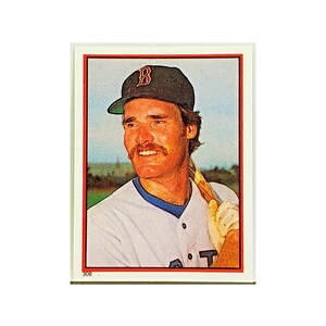 1983 Topps #308 Wade Boggs Rookie Sticker! HOF Boston Red Sox! HOT