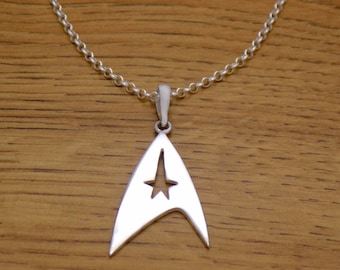 Solid 925 Sterling Silver Star Symbol Necklace Pendant with Sterling Silver Chain Impressive Stunning Handmade Design