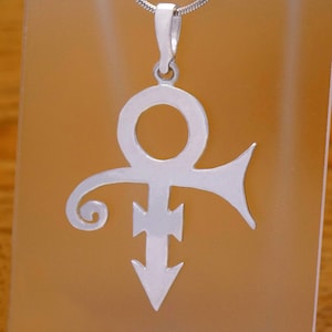 Stunning Solid 925 Sterling Silver Arrow Pendant Impressive Style Handmade Handcrafted Design