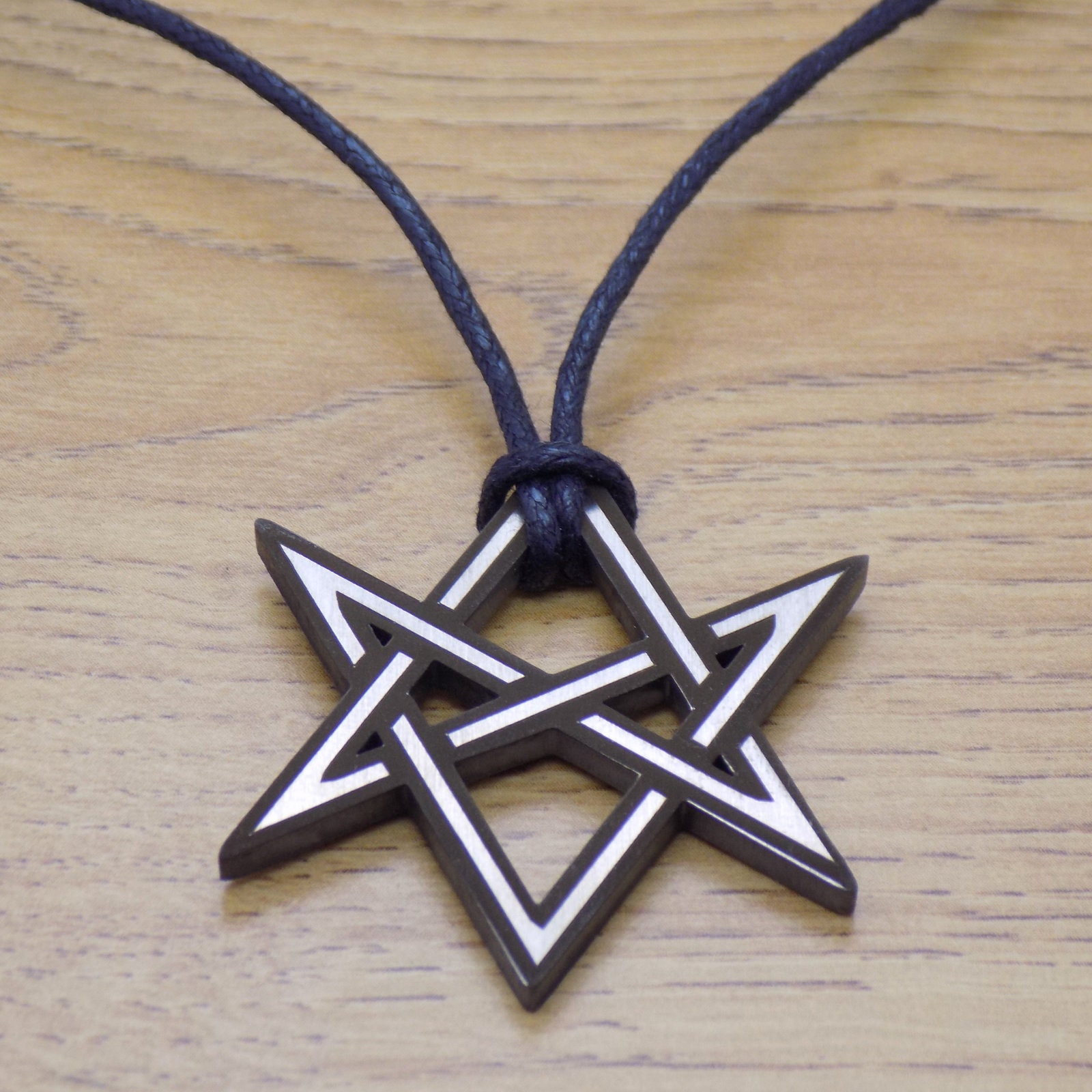 ANARCHY SYMBOLE Révolution chaos en acier inoxydable Pendentif & Noir Corde Collier ANARCHY SYMBOLE Révolution chaos en acier inoxydable Pendentif & Noir Corde Collier
