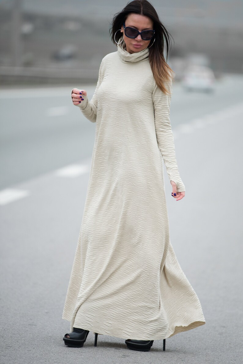 turtle neck abaya