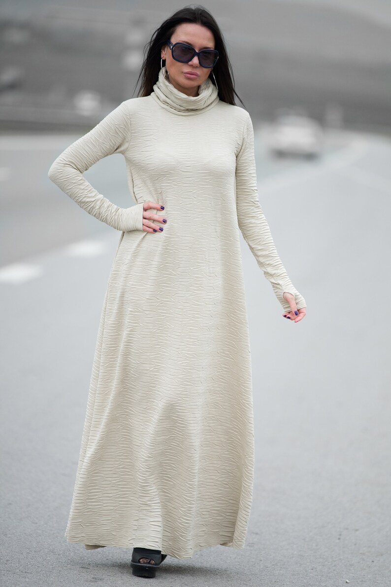 turtle neck abaya