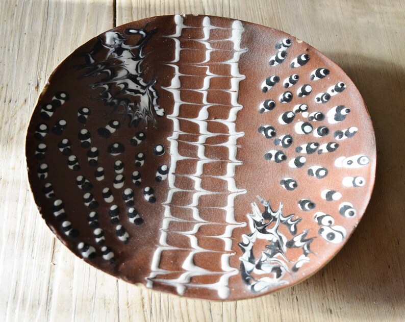Cornish Studio Pottery Slab Dish with Slip Decoration image 2