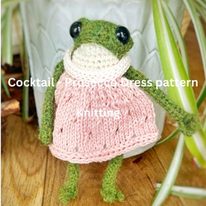 PATTERN - Froggy's Cocktail - Prosecco Dress pattern PDF, amigurumi frog, handknit frog clothing