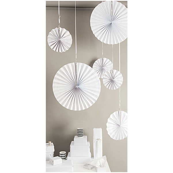 Paper fans in white - set of 3