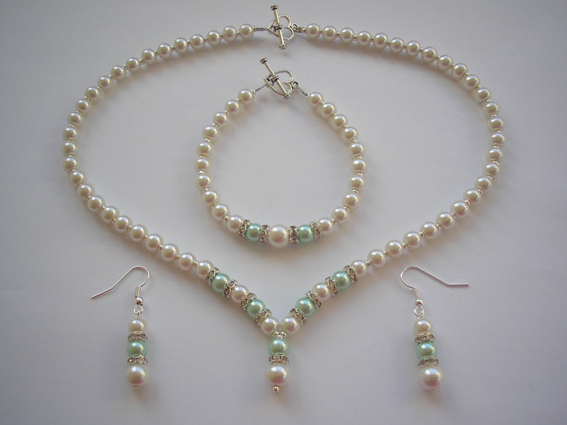 Ivory and Mint Green Pearl with Silver Crystal Diamante Necklace Bracelet /& Earrings Jewelry Set for women Brides Bridesmaids Weddings Gifts