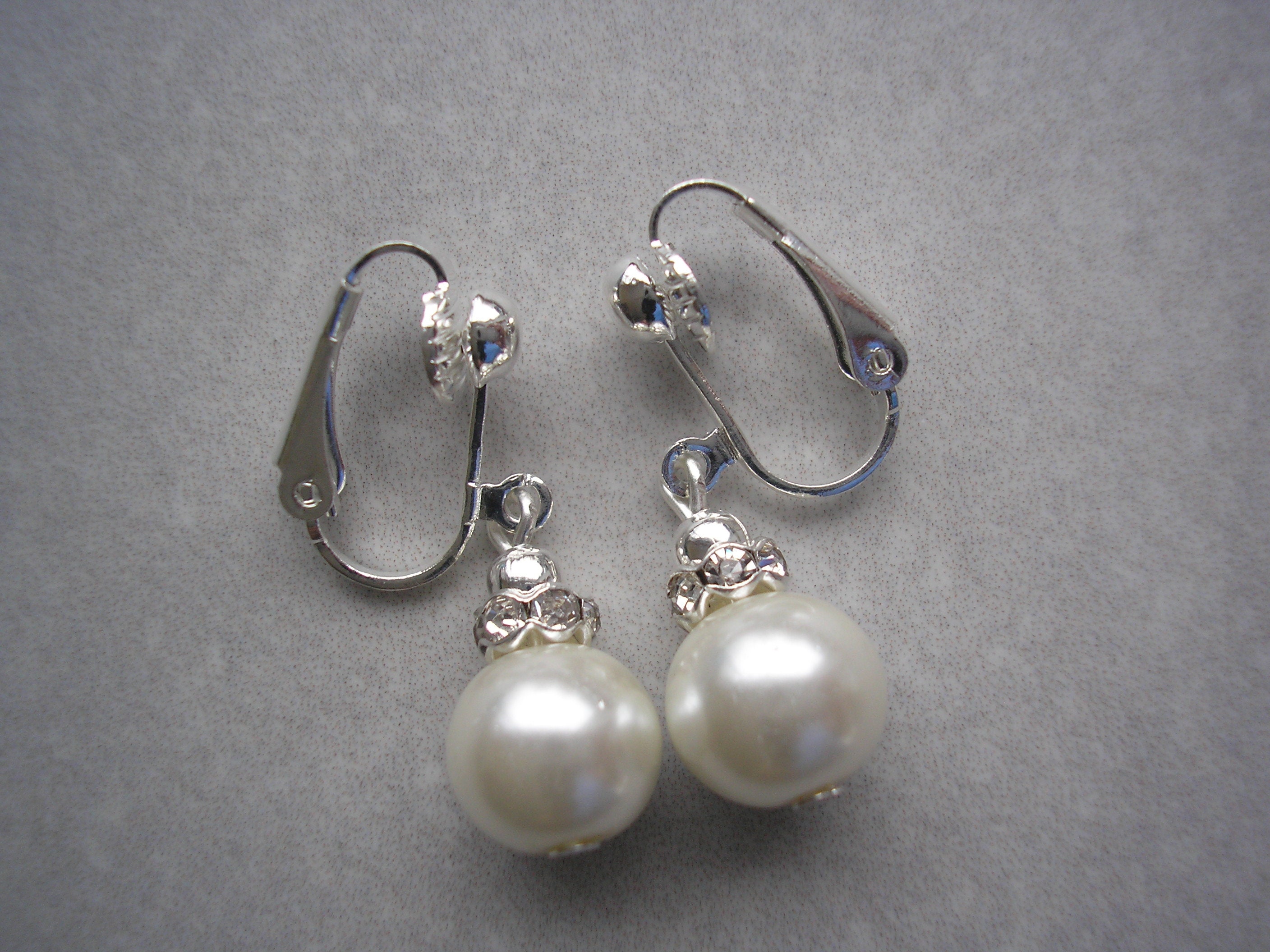 Coloured Pearl Clipon Earrings for unpierced ears Chunky Etsy Coloured Pearl Clipon Earrings for unpierced ears Chunky Etsy