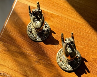 Hook Bali hand Mudra Knob Hooks Bali brass Towel rack Chest-door handle Hanger Buddha hand Vintage door Knob Gift for yoga Gift for Mom