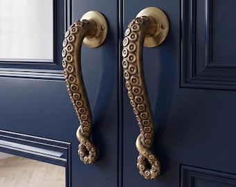 Octopus Tentacle Door Handle, Brass Octopus Door Pull, Antique Brass Nautical Hardware, Sea Life Door Handle, Coastal Statement Hardware
