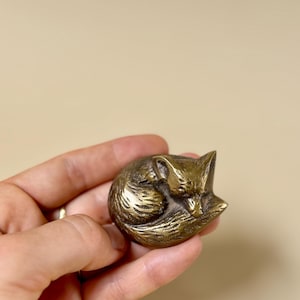 Perilla de cajón de zorro de latón, tirador de gabinete de animales, decoración caprichosa para el hogar, manija de muebles de estilo vintage para habitación infantil, perilla de gabinete