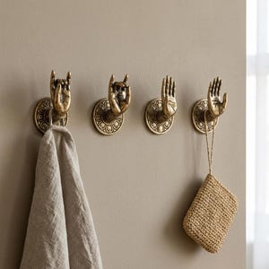 Pomo de latón macizo, gancho de mano - Mudra Vintage Toallero de latón Tirador de puerta de cofre Percha Mano de Buda Decoración antigua Regalo para yoga