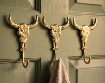 Bull Skull Wall Hook 1 pcs, Brass Longhorn Hook, Western Coat Hook, Rustic Towel Hook, Farmhouse Wall Decor, Cowboy Gift, Ranch Decor