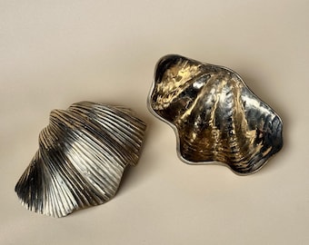 Brass Clam Shell Jewelry Dish – Handcrafted Gold and Bronze Decorative Trinket Holder, Vintage-Inspired Shell Bowl for Home Decor