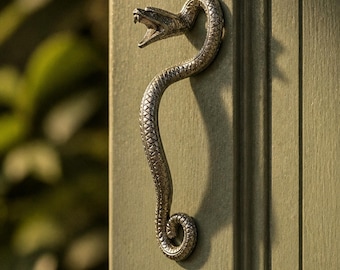Snake Door Handle, Brass Cobra Door Pull, Gothic Door Hardware, Vintage Animal Door Knob, Unique Entryway Decor, Handmade Solid Brass Handle