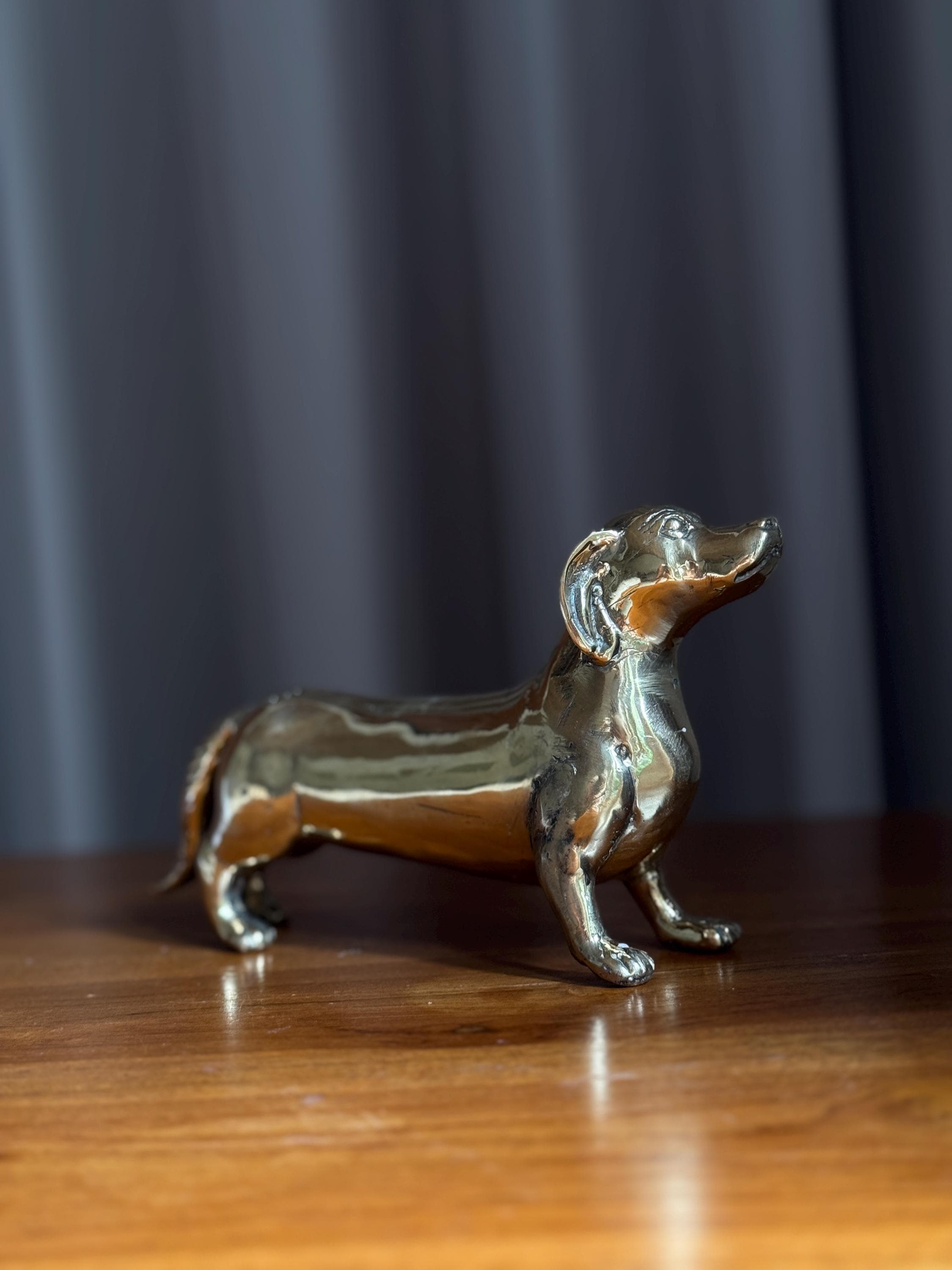 真鍮のダックスフンドの置物　アンティーク 真鍮のダックスフンドの置物 アンティーク