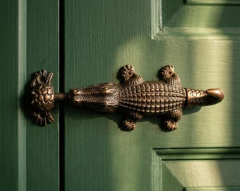 Brass Crocodile Door Latch Lock, Alligator Door Bolt Vintage Gothic Decor Animal Door Hardware Handmade Statement Door Lock