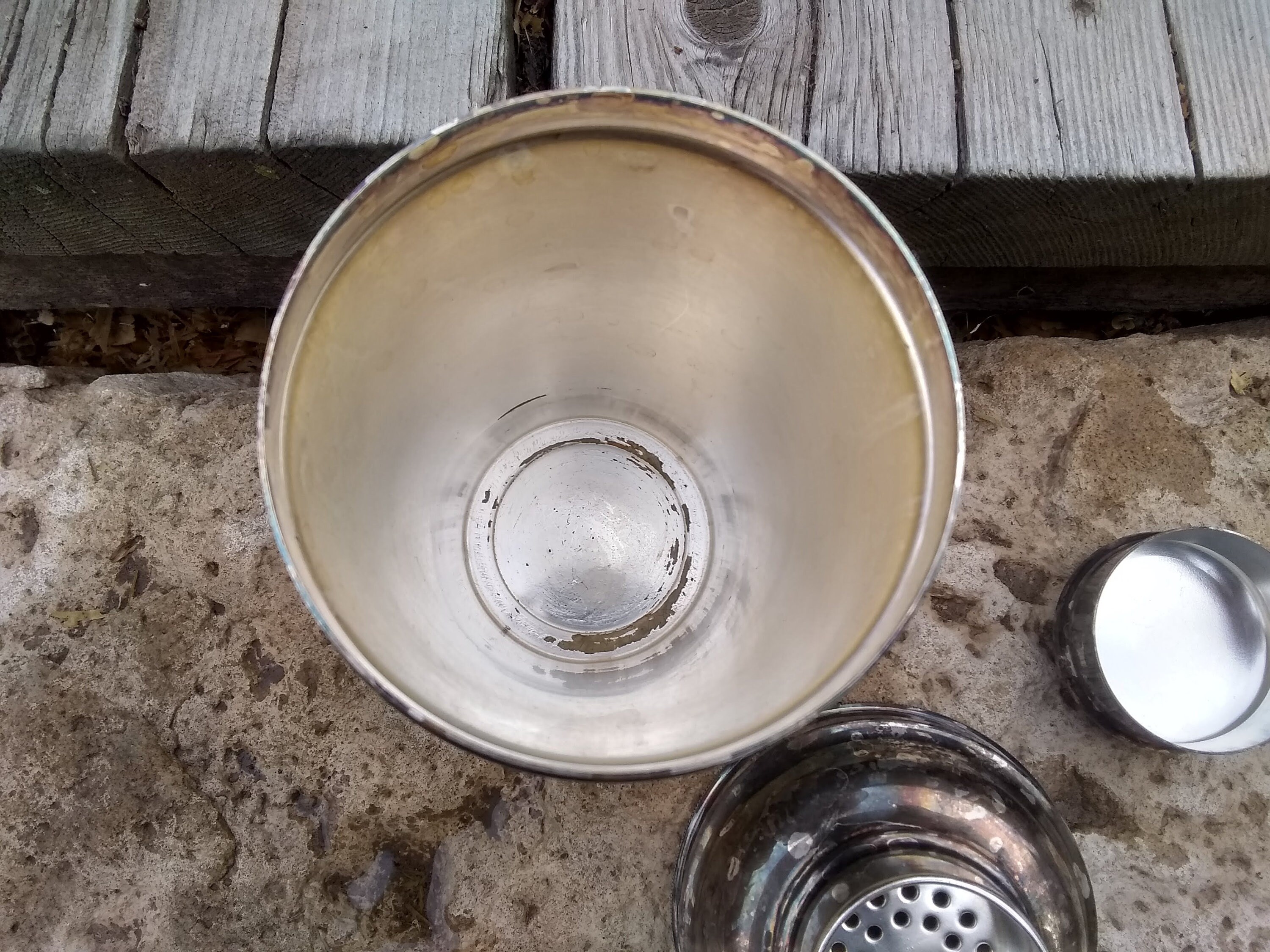 Regis Plate Reg. E. P. N. S. Made in England N1365 One & Half Pint